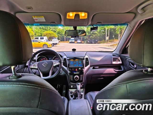 KG Mobility (SsangYong) Tivoli Diesel VX 2WD 2016 — фото 8
