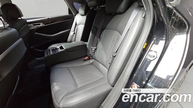 Genesis G80 3.8 GDI Prestige 2017 — фото 12