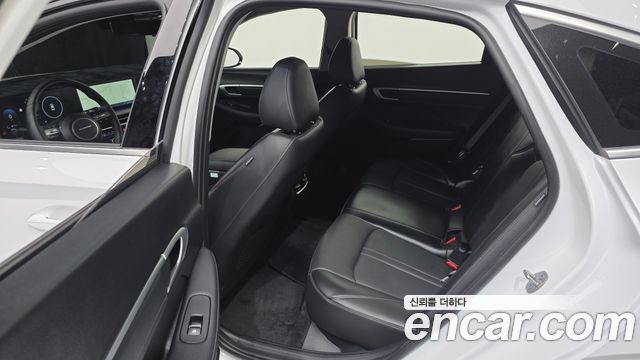 Hyundai Sonata The Edge (DN8) 2.0 LPG(Rent) Business 1 2026 — фото 12