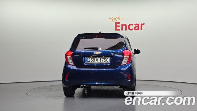 Chevrolet Spark Premier 2022 — фото 4