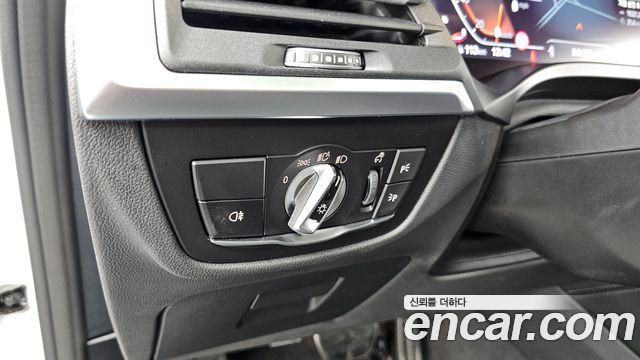 BMW X4 (G02) xDrive20i M Sport 2024 — фото 35