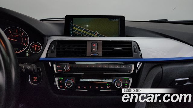 BMW 3 Series (F30) 320d Touring M Performence 2017 — фото 17