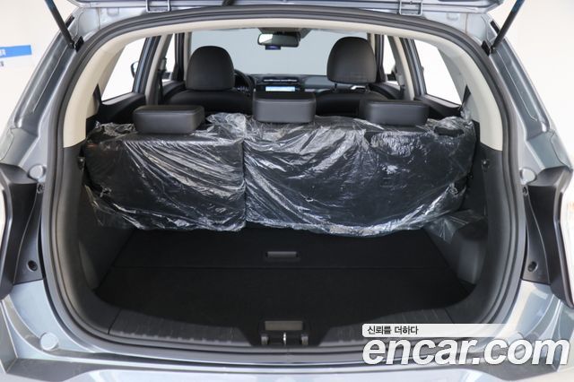 KG Mobility (SsangYong) Tivoli 1.6 2WD V3 2024 — фото 23