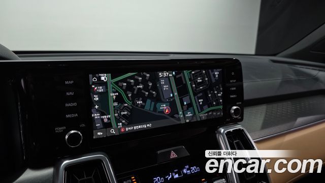 Kia Sorento (IV) HEV 1.6 2WD Signature 2023 — фото 19