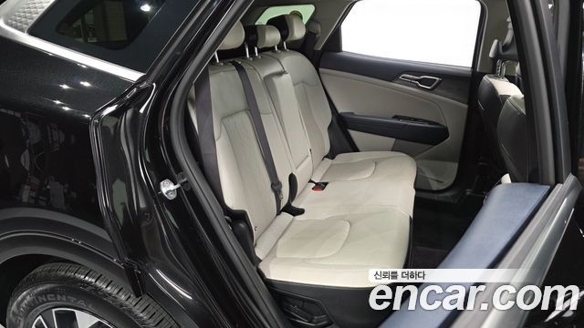 Kia Sportage Hybrid (V) Signature 2WD 2023 — фото 16
