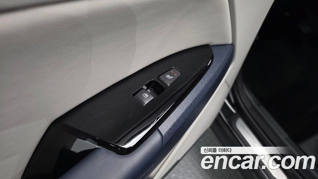Kia Sportage Hybrid (V) Signature 2WD 2023 — фото 23