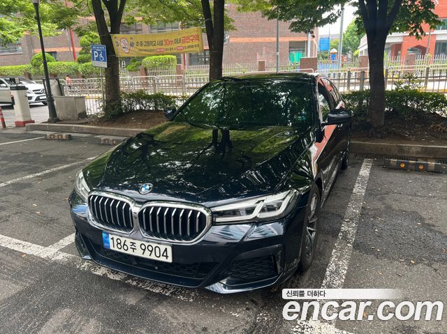 BMW 5 Series (G30) 520i M Sport 2023 — фото 3
