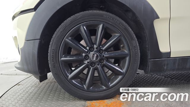 MINI Cooper D Clubman Standard 2nd 2018 — фото 5