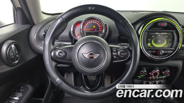 MINI Cooper D Clubman Standard 2nd 2018 — фото 12