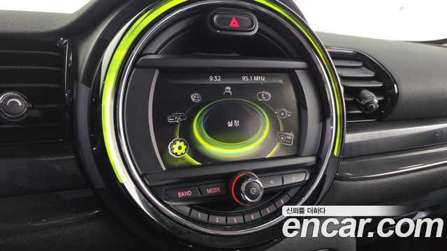MINI Cooper D Clubman Standard 2nd 2018 — фото 13