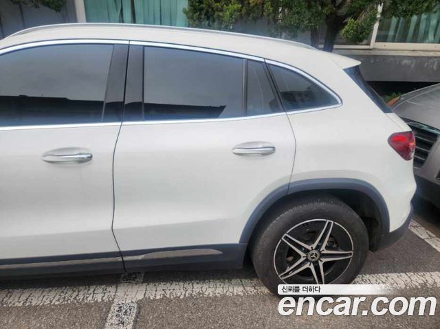 Mercedes-Benz EQA (H243) EQA250 AMG Package Plus 2022 — фото 9