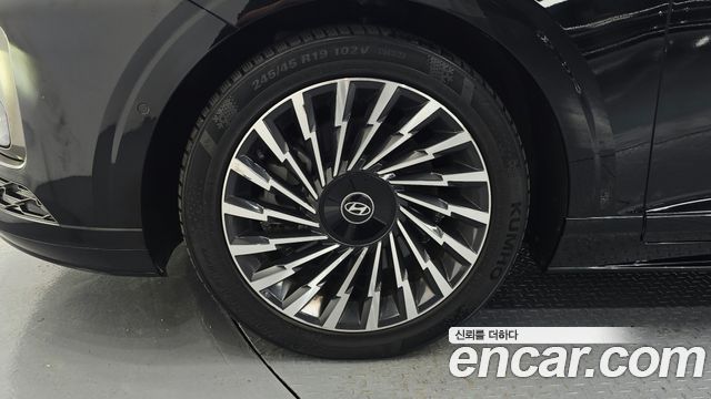 Hyundai Grandeur (GN7) 3.5 Gasoline 2WD Calligraphy 2023 — фото 5