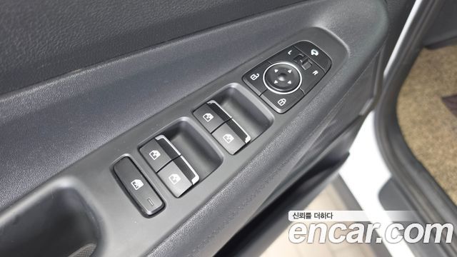 Hyundai Santa Fe Diesel 2.2 4WD Prestige 2021 — фото 29