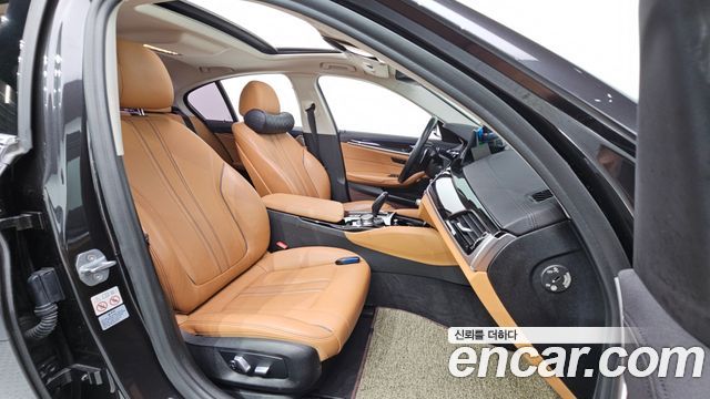 BMW 5 Series (G30) 520d Luxury Special Edition 2018 — фото 26