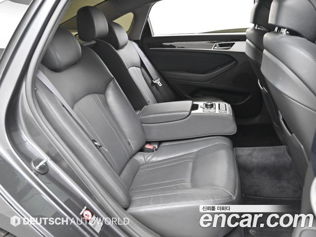 Genesis G80 3.3 GDI AWD Luxury 2017 — фото 16