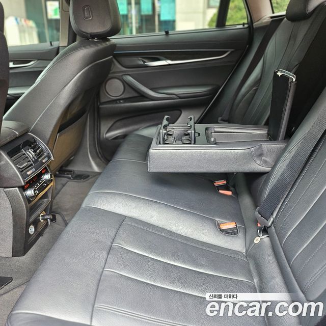 BMW X6 (F16) xDrive 30d 2016 — фото 10