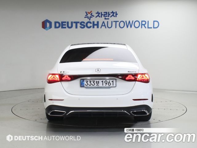 Mercedes-Benz E-Class (W214) E300 4MATIC AMG Line 2025 — фото 4