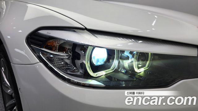 BMW 5 Series (G30) 520i Luxury 2018 — фото 22