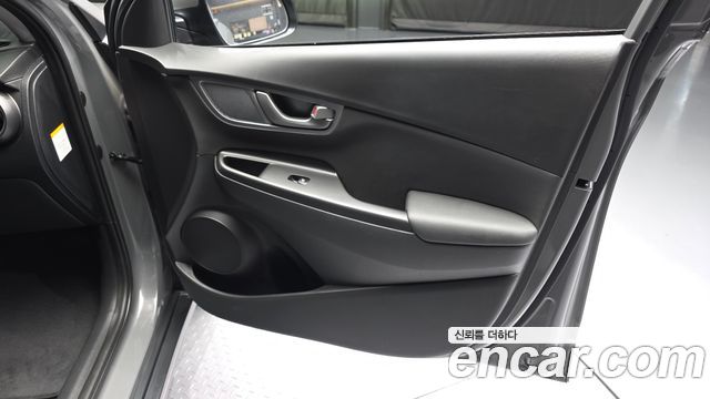 Hyundai Kona Electric Premium 2019 — фото 24