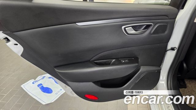 Renault Korea SM6 1.5 dCi SE 2017 — фото 31