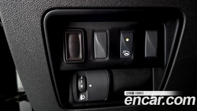 Renault Korea QM6 Diesel 2WD LE 2017 — фото 17