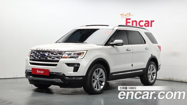 Ford Explorer 2.3 Limited 4WD 5th