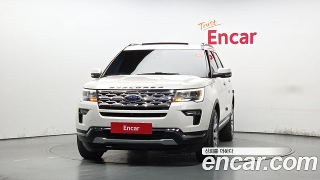 Ford Explorer 2.3 Limited 4WD 5th 2019 — фото 3