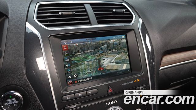 Ford Explorer 2.3 Limited 4WD 5th 2019 — фото 15