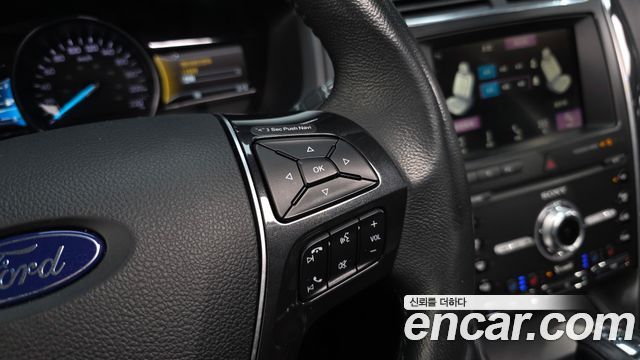 Ford Explorer 2.3 Limited 4WD 5th 2019 — фото 31