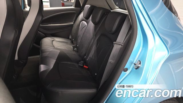 Renault Korea Zoe Intens 2021 — фото 26