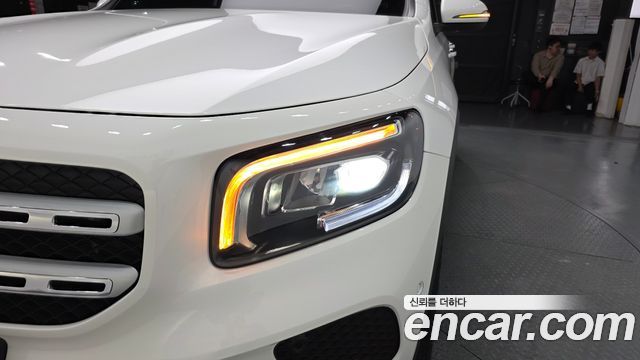 Mercedes-Benz GLB-Class (X247) GLB220 2021 — фото 22