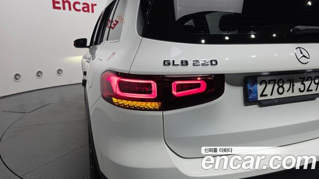 Mercedes-Benz GLB-Class (X247) GLB220 2021 — фото 23