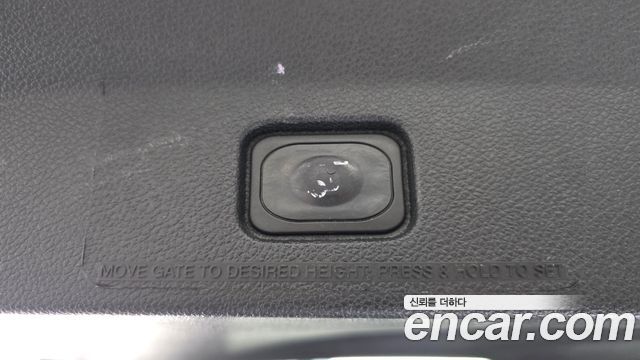 Ford Explorer 2.3 Limited 4WD 5th 2016 — фото 19