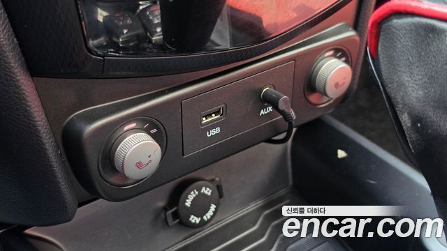 KG Mobility (SsangYong) Tivoli Air Diesel IX 2WD 2016 — фото 15