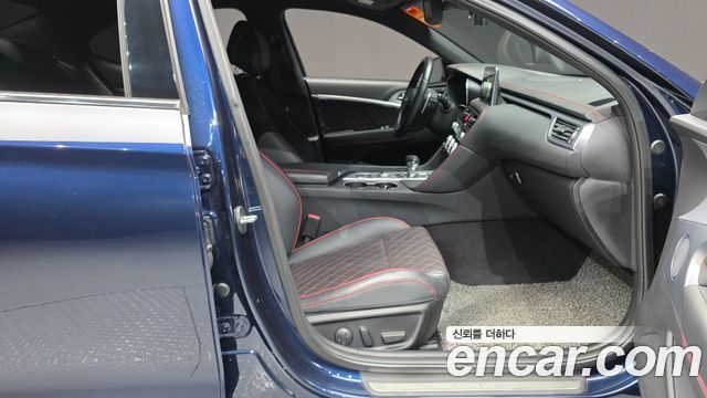 Genesis G70 3.3T Sport AWD Prestige 2019 — фото 11