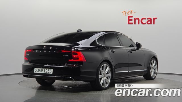 Volvo S90 D5 AWD Inscription 2019 — фото 2