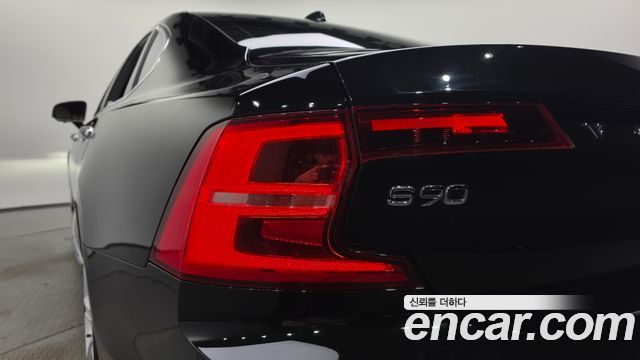 Volvo S90 D5 AWD Inscription 2019 — фото 23