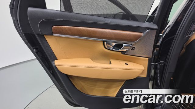 Volvo S90 D5 AWD Inscription 2019 — фото 25