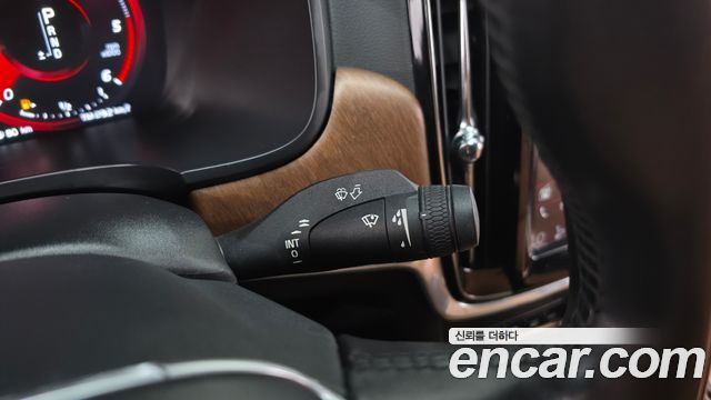 Volvo S90 D5 AWD Inscription 2019 — фото 29
