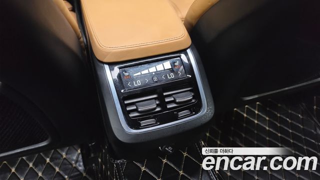 Volvo S90 D5 AWD Inscription 2019 — фото 32