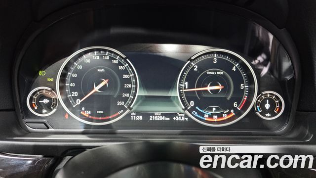 BMW 5 Series (F10) 520d 2013 — фото 8