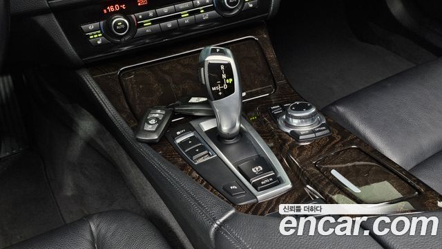 BMW 5 Series (F10) 520d 2013 — фото 9