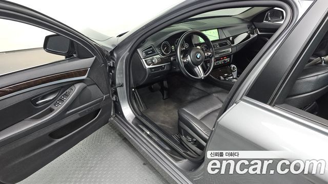 BMW 5 Series (F10) 520d 2013 — фото 11