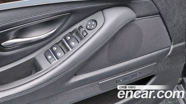 BMW 5 Series (F10) 520d 2013 — фото 19