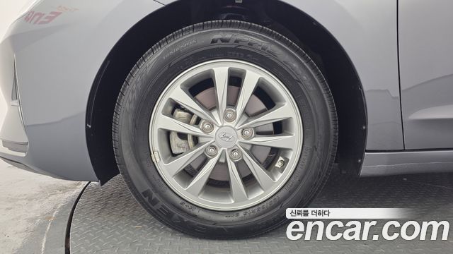 Hyundai Avante (AD) 1.6 Style 2020 — фото 5