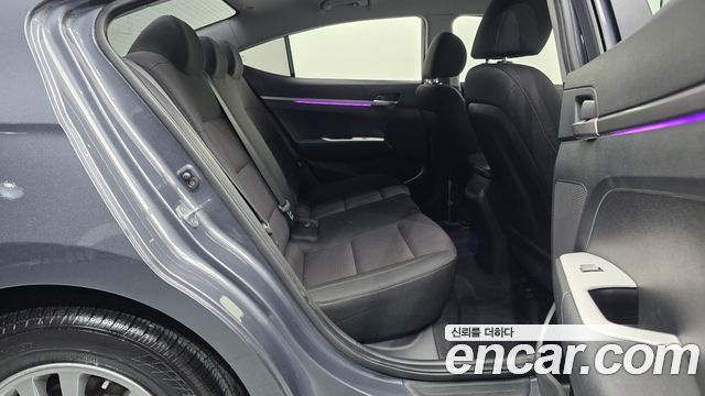 Hyundai Avante (AD) 1.6 Style 2020 — фото 12