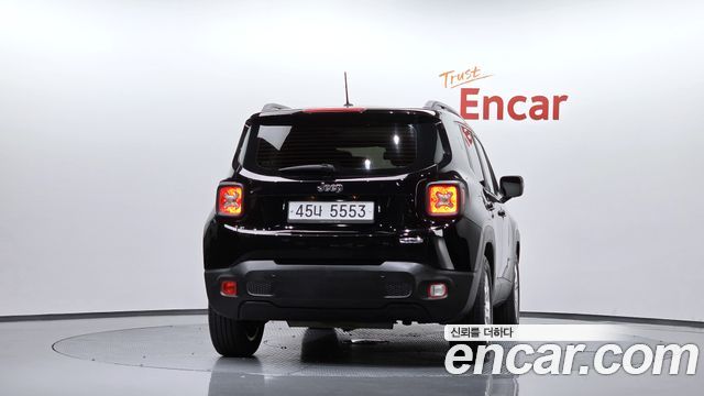 Jeep Renegade 2.4 Longitude 2017 — фото 4