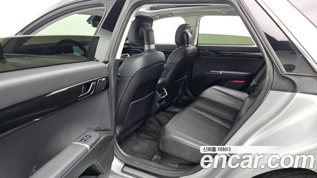 Hyundai Grandeur (GN7) 2,5 Gasoline 2WD Calligraphy 2023 — фото 11