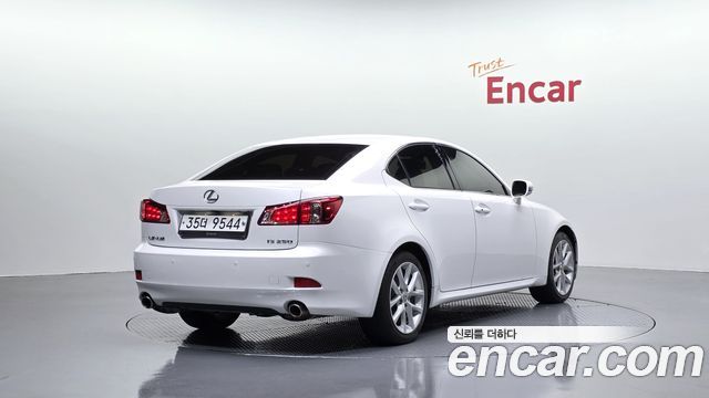 Lexus IS250 Premium XE20 2012 — фото 2