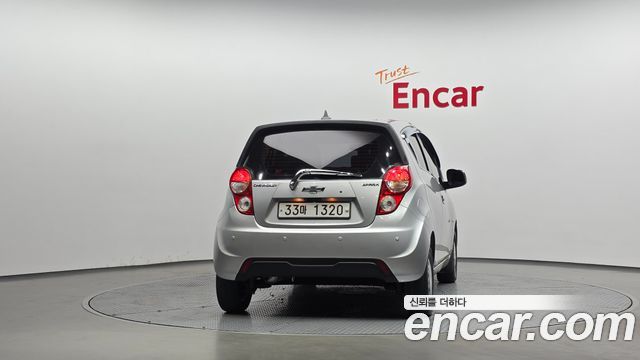 Chevrolet Spark L 2014 — фото 4
